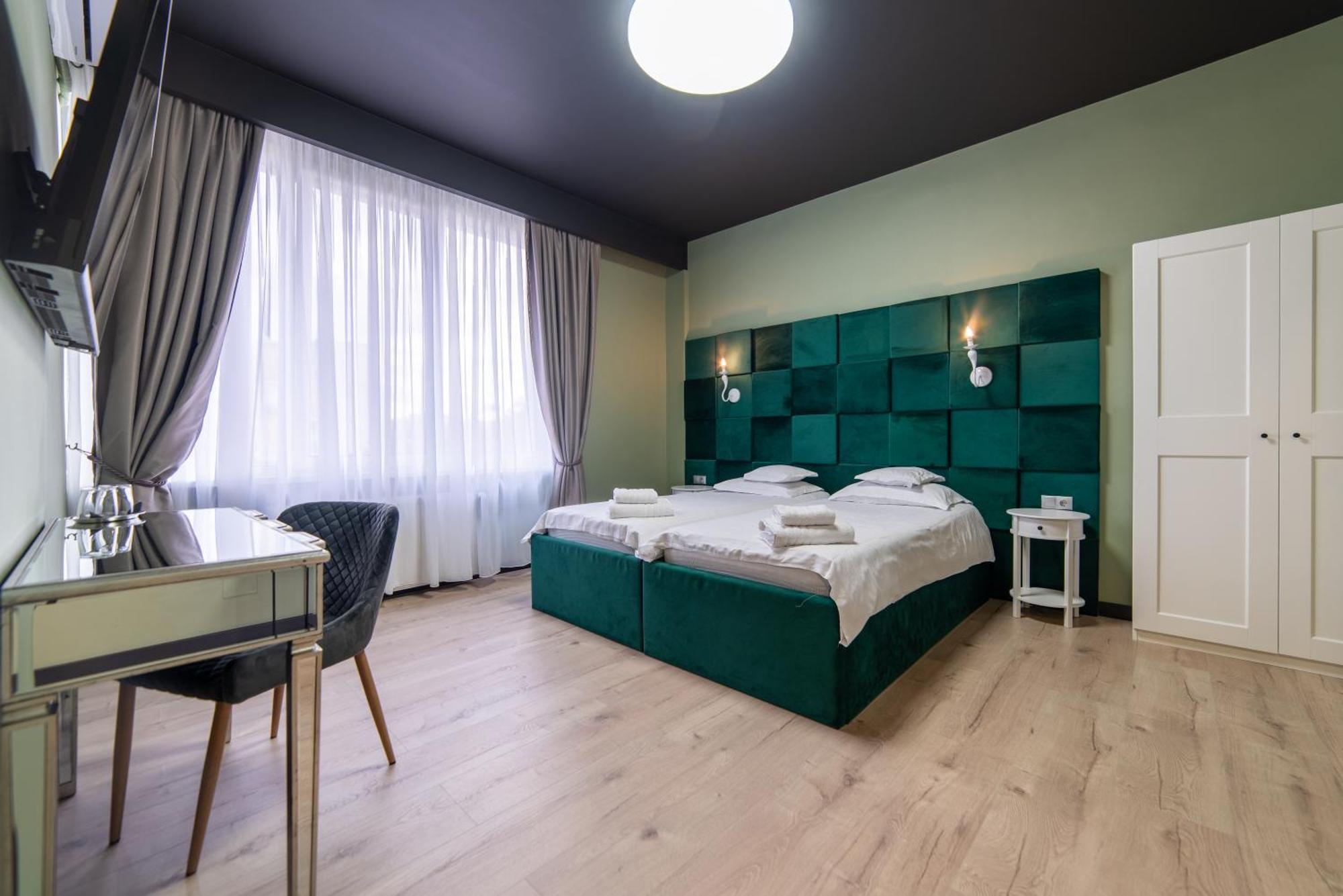 Zero Hotel Cluj-Napoca Ngoại thất bức ảnh