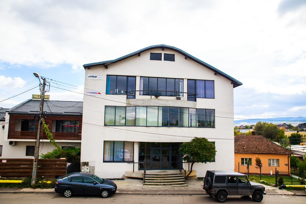 Zero Hotel Cluj-Napoca Ngoại thất bức ảnh
